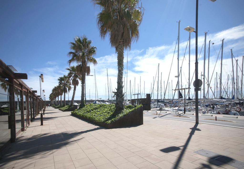 Hostal Badalona Exterior foto